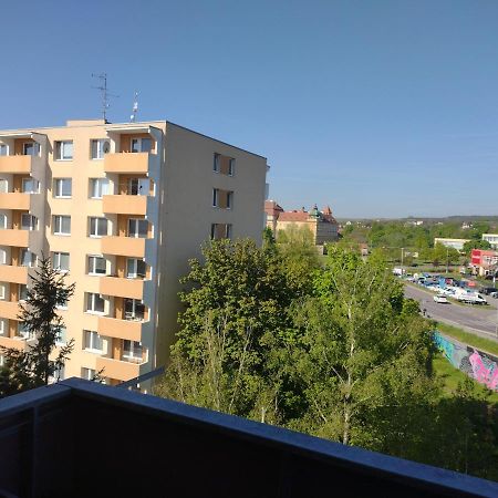 兹诺伊莫Apartman Barborka公寓 外观 照片