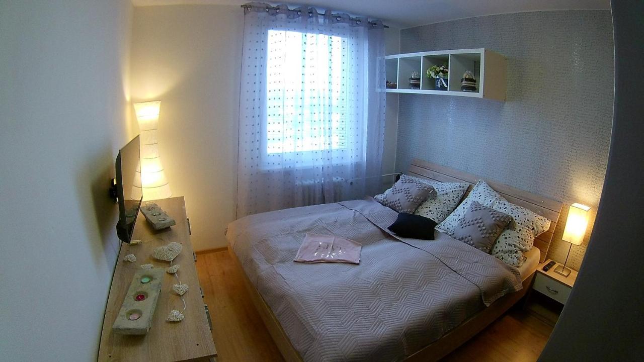 兹诺伊莫Apartman Barborka公寓 外观 照片